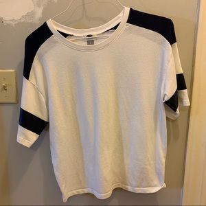 White tee shirt with navy